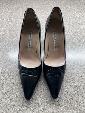 Manolo Blahnik Black Pointed-Toe Leather Heels Size 37.5 original box & dust bag